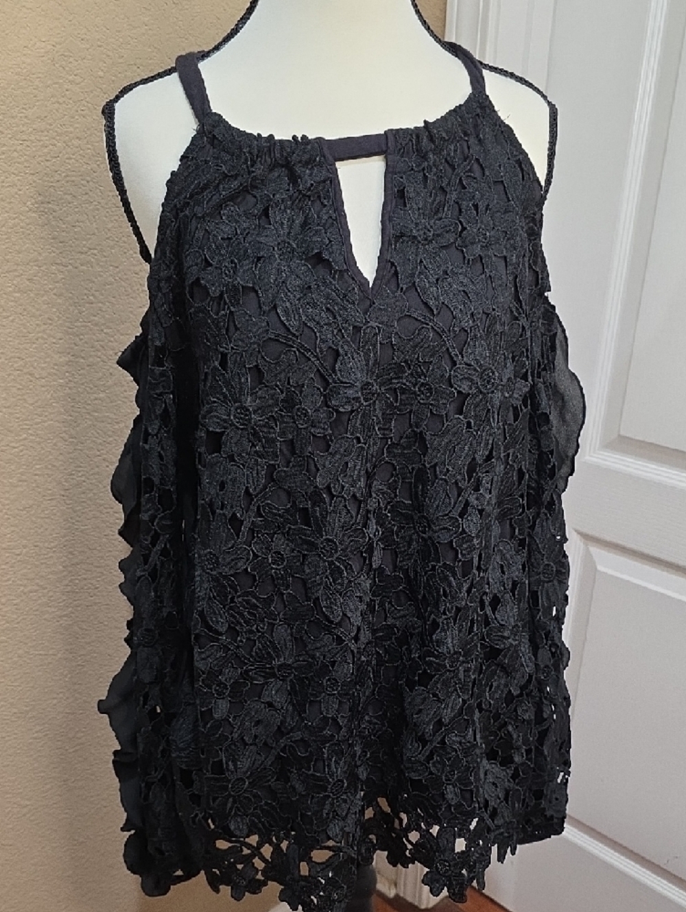 INC International Concepts Black Floral Lace Cold-Shoulder Blouse - Picture 12 of 12